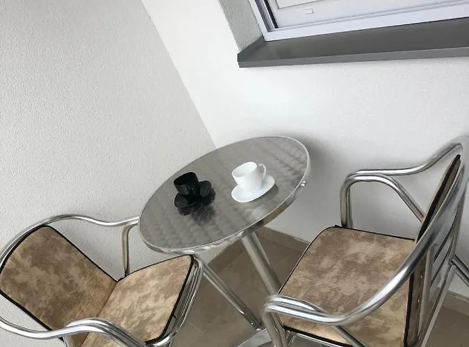 Tri Palme Apartament Banja Koviljača